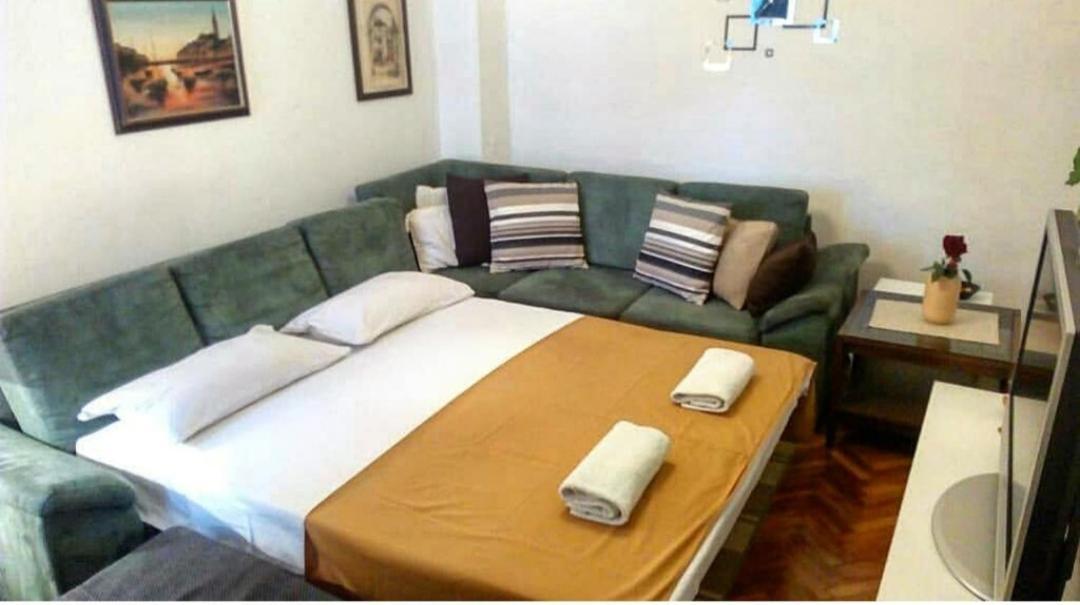 Apartments Garden เบลเกรด ภายนอก รูปภาพ